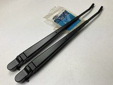 2 Genuine Oem F3tz-17526-a Windshield Wiper Arm 1991-94 Ford Ranger Explorer 2 Genuine Oem F3tz-17526-a Windshield Wiper Arm 1991-94 Ford Ranger Explorer