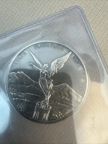 🔥🔥2025 Mexico Libertad Tribute 1 oz .999 Silver Libertad Antique Finish Design