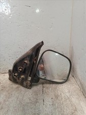 Retroviseur droit (ou coque) Nissan SERENA