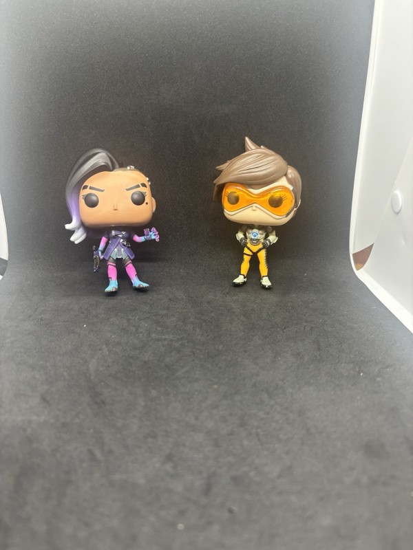 Overwatch Tracer And Sombra Funko Pop