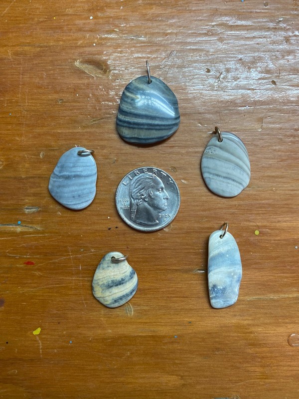 Quahog Shell Wampum - BEAUTIFUL POLISHED 5 DRILLED Pieces Jewelry Quality