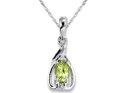 1/2 Karat (ctw) Peridot Tropfen Anhänger in Sterlingsilber