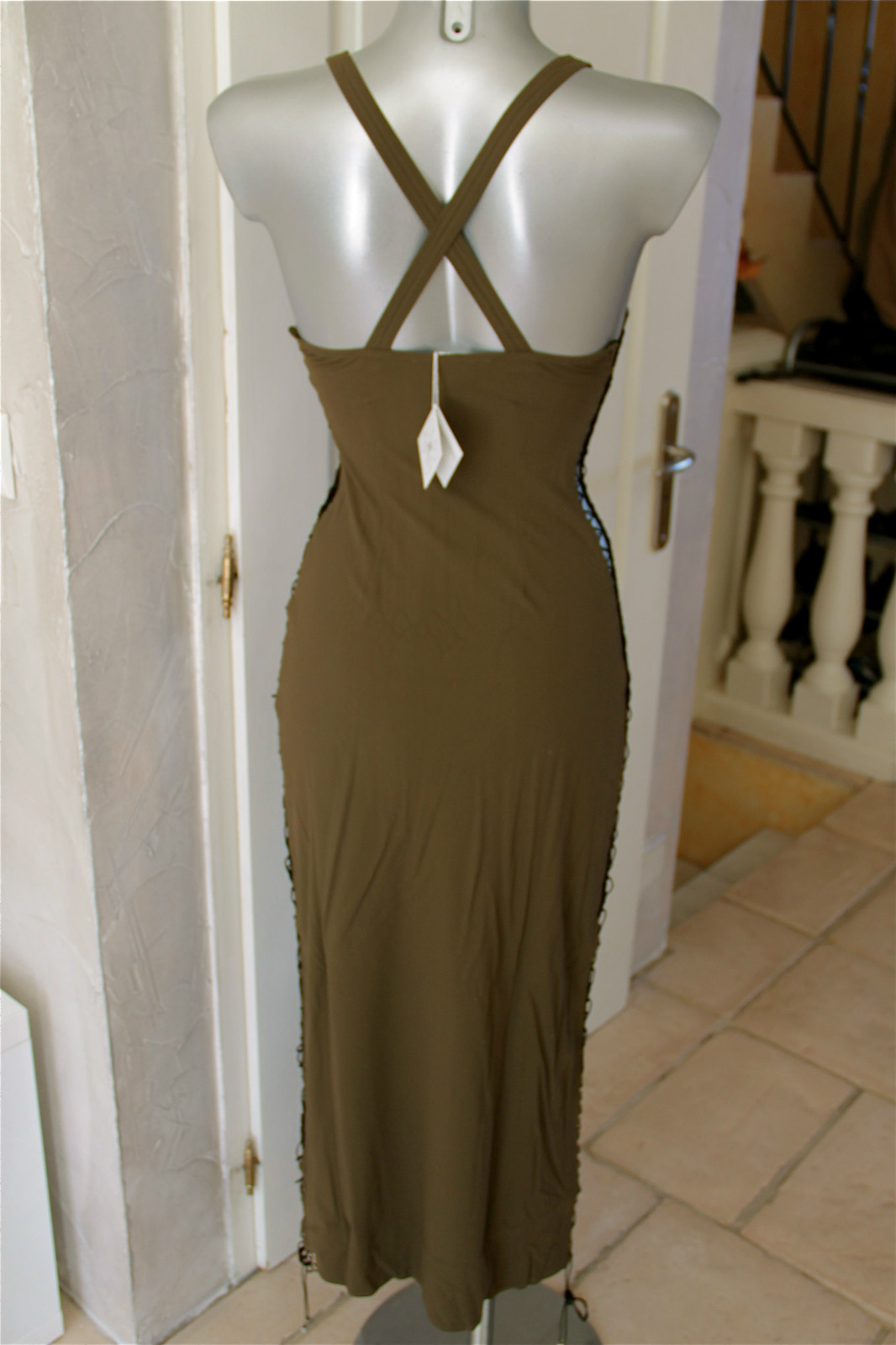Picture 4 of 6