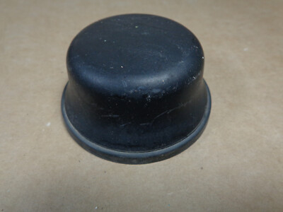 Larsen GPS Antenna Low Profile 26db 5V 3/4 Mount GPSNMO01 3'' x 1.1/4''   Black