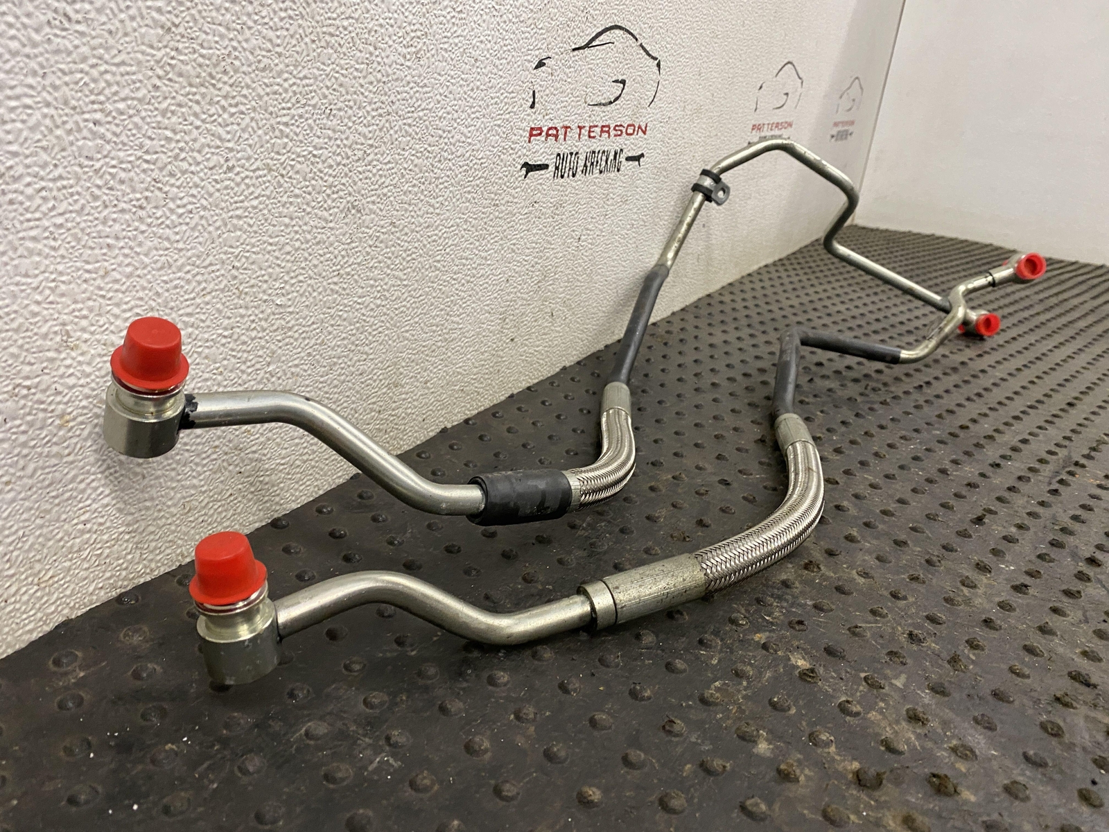 2011 MASERATI GRANTURISMO PAIR OF AUTOMATIC TRANSMISSION COOLING LINES