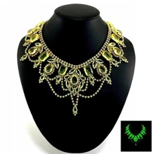 Glamorous Necklace Vintage Vaseline Uranium Glass