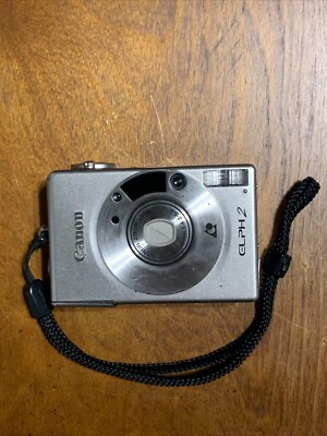 Canon ELPH 2 Silver Digital Camera And Case Tested. This Camera Uses Film