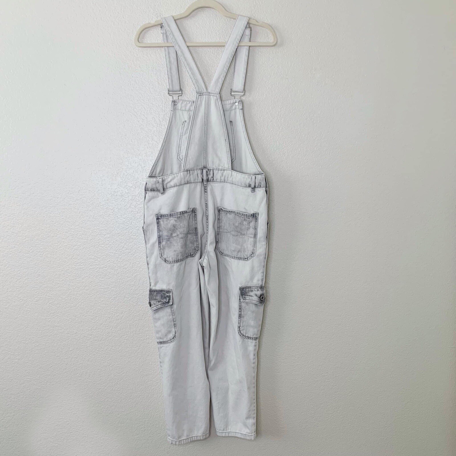 Zara Basic Bleach Distressed Cargo Style Jeans Ov… - image 9