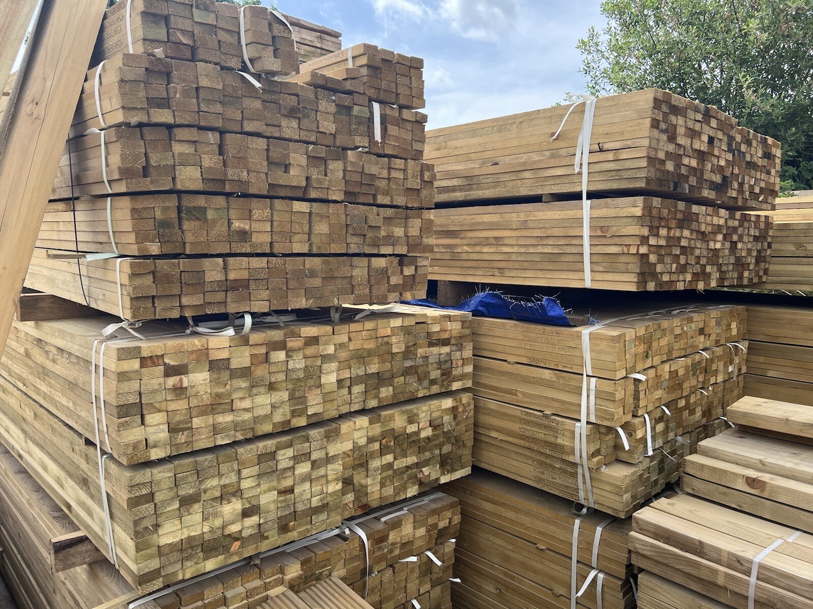 50x25mm X 3.6m / 3.9m / 4.8m Treated Timber Roofing Battens New eBay