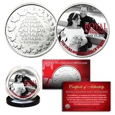 PRINCE HARRY & MEGHAN MARKLE Official Palace Royal Wedding Photo B/W RCM Coin
