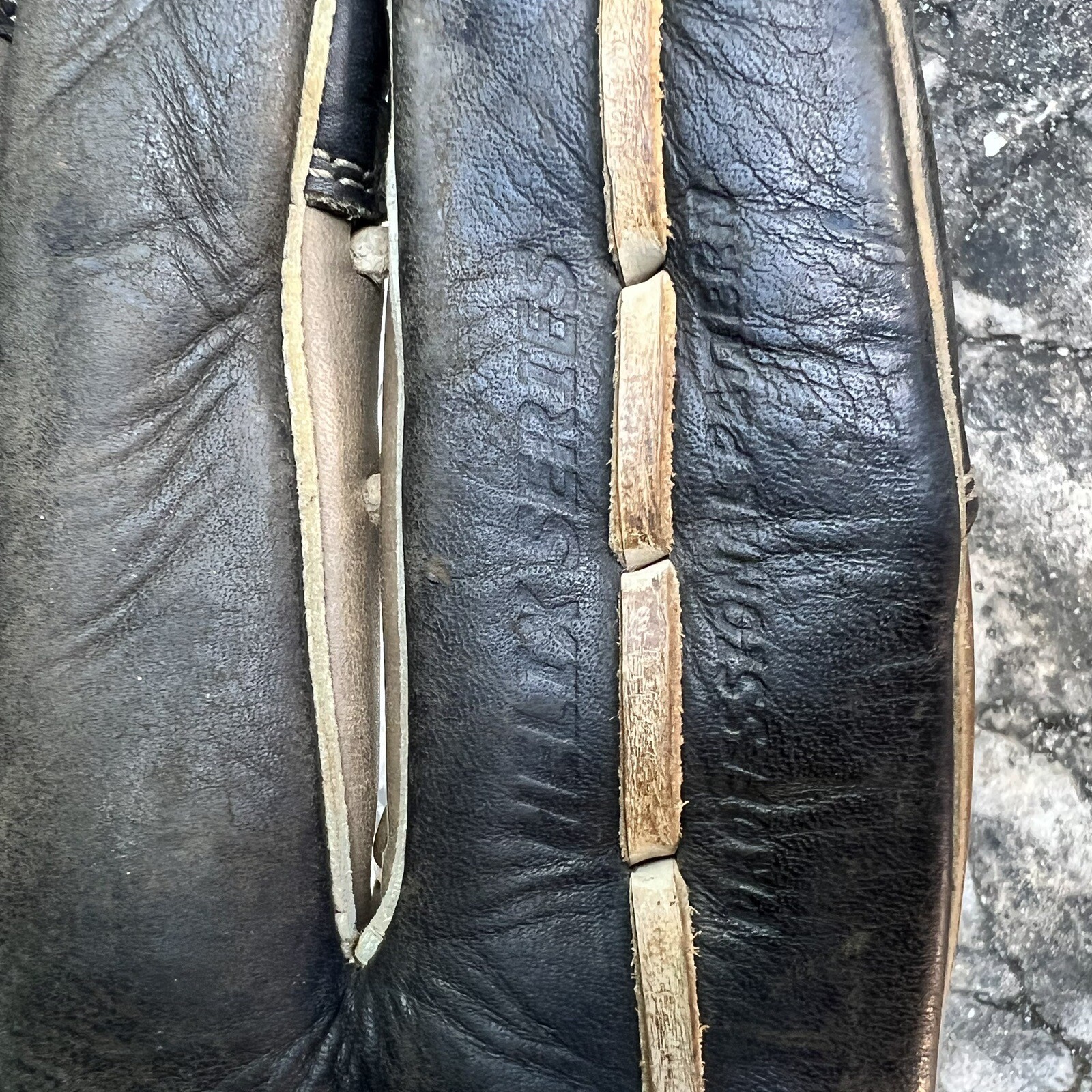 LOUISVILLE Slugger TPS Helix HS1400 14" Baseball Softball Glove RIGHT