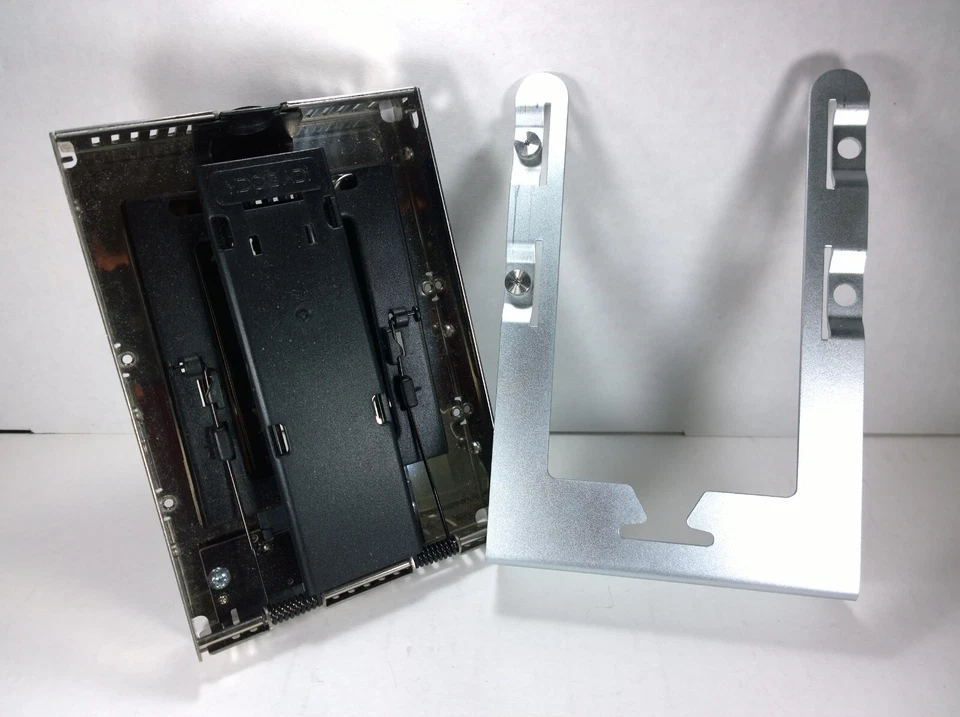 ICYDOCK Mac Pro 2.5" to 3.5" Drive Sled Silver + 3.5" Tray 4,1 5,1 MB382SP 🍁 Foto 2 de 4