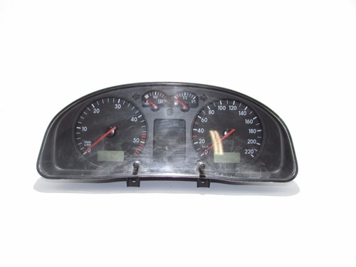 VW PASSAT 3B B5 1.9 TDI 3b1919880c CLUSTER Tacho kombiinstrument speedometer