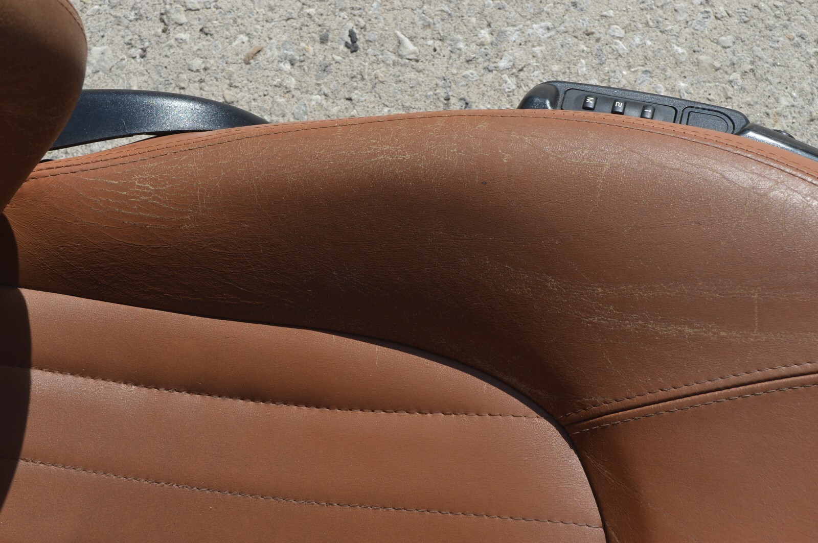 2004 M138 MASERATI GT FRONT & REAR LEFT & RIGHT SEAT SEATS SET CUSHION BROWN
