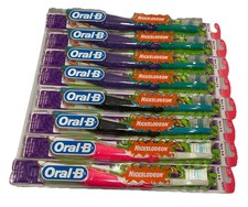 Vintage NEW Nickelodeon Oral B Toothbrush Lot Of 8 1997 SOFT Ages 5-8 Stickers
