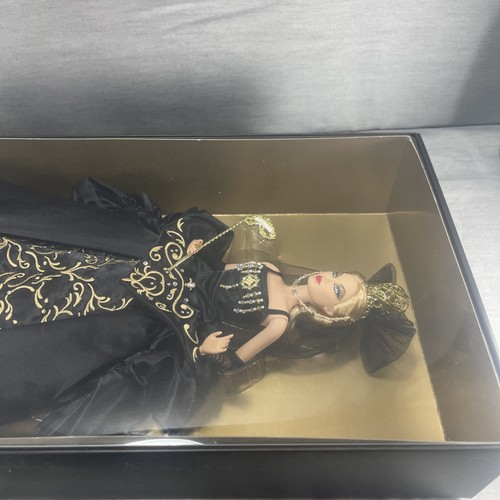 Bambola Barbie Muse Veneziana Etichetta Oro Collezione Globale Glamour Mattel BCR03 - Foto 5 di 12
