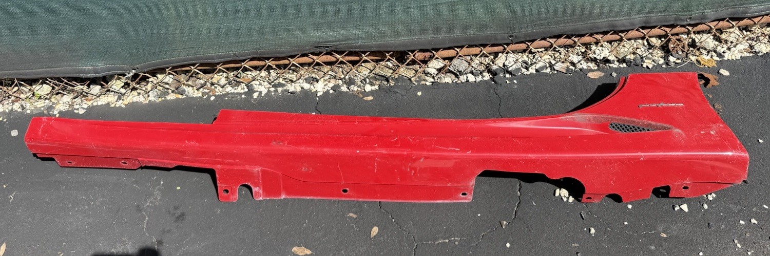 2008 2009 2010-2014 FERRARI CALIFORNIA LEFT DRIVER SKIRT ROCKER MOLDING PANEL
