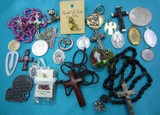 Vintage To Now Religious Catholic Lot Medals Rosaries Jesus Mary Preowned Items