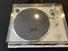 Technics SL-Q300 Quartz Direct Drive Fully Automatic Turntable - Excellent