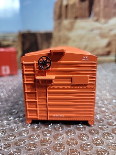 Williams O Gauge Burlington And NP Plastic Shells - Picture 5 of 24