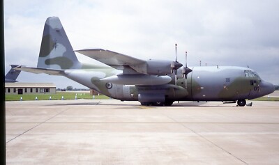 Kodachrome Dia NZ7001 C130H Hercules Royal New Zealand Air Force Fairford (A6)