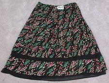 REQUIREMENTS Women Skirt Size 12 - W32 X L31. TAG NO. A117