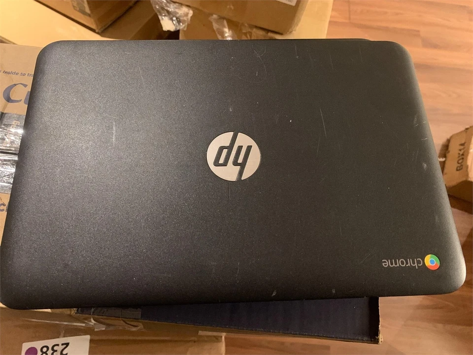 HP Chromebook 11 11.6in. (16GB, Samsung Exynos 5 Dual, 1.7GHz, 2GB) Chromebook - - Image 2 of 3