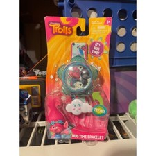 TROLLS "It's Hug Time Bracelet" w lights and sound- BATTERIES MUST BE REPLACED