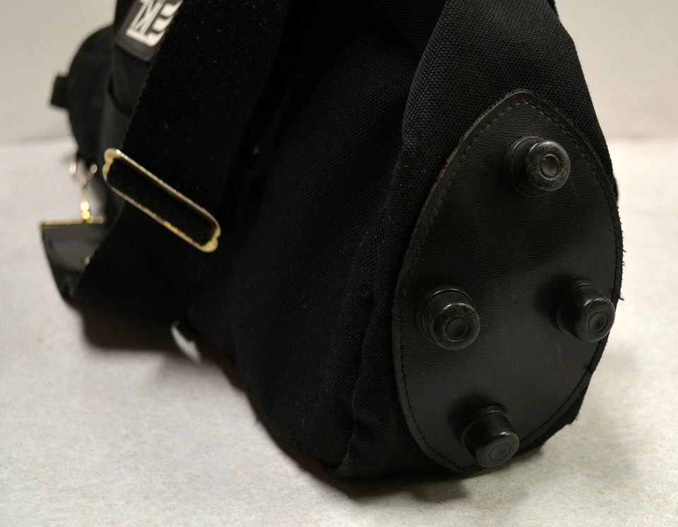 BOLSO SAXO ALTO LATERAL SUAVE TKL USADO, MATERIAL CORDURA CON CIERRE DE CREMALLERA Foto 3 de 4