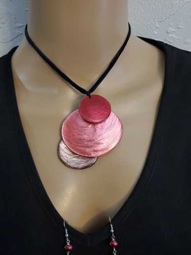 Beautiful Pinks Culture Mix Necklace and Earings - Picture 2 of 6