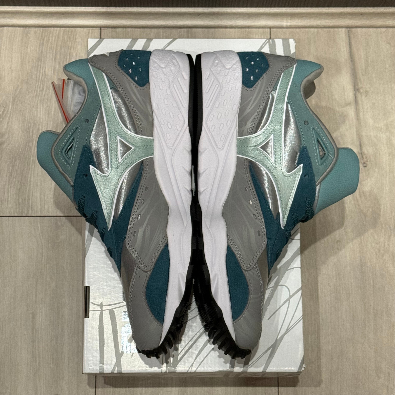 Mizuno x Hanon Contender Grampus sneaker UK8 (US9) image 6