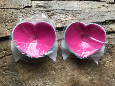 Cache-tétons nippies pasties adhésif ronds en dentelle noire bord blanc noeud