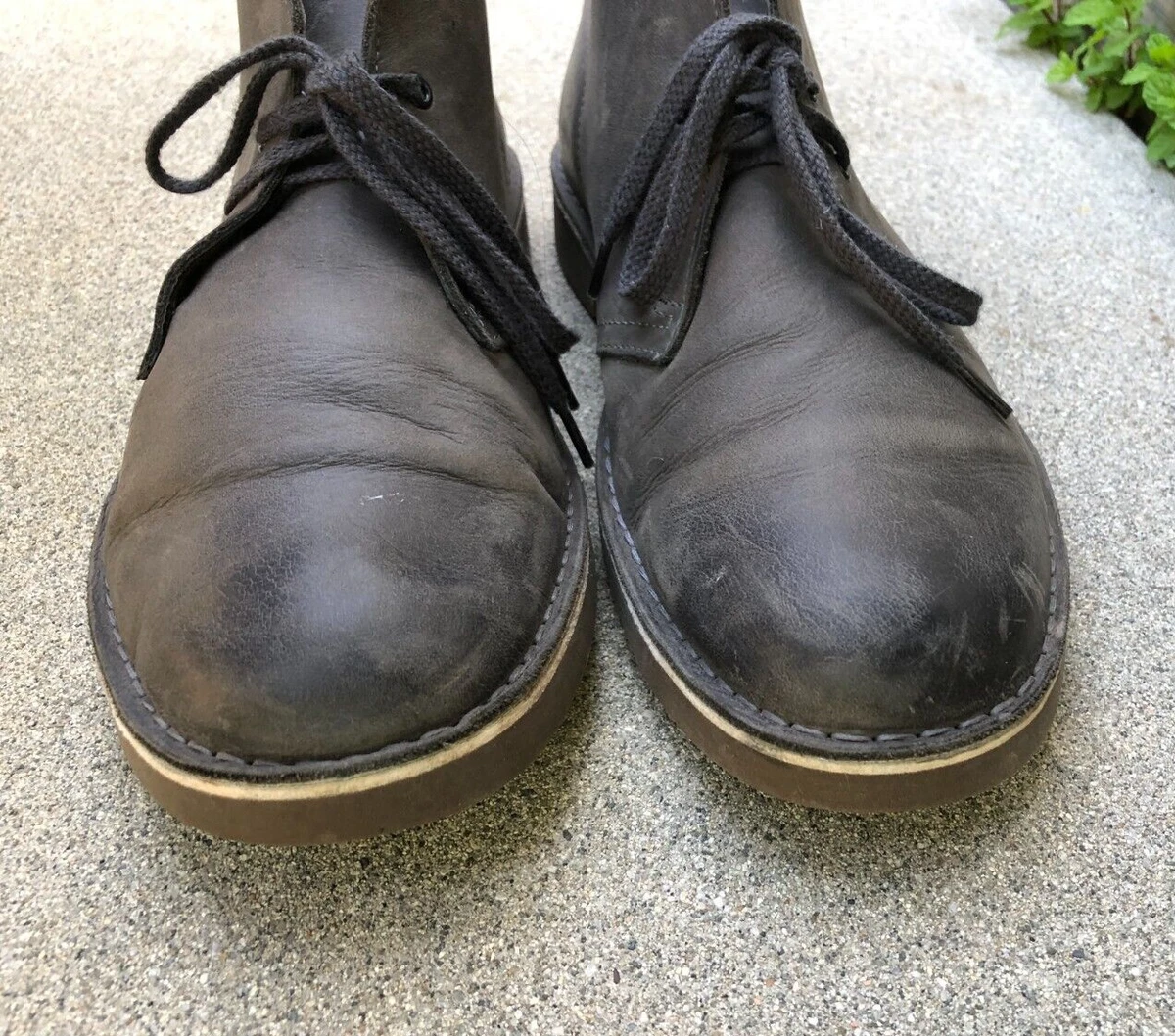 CLARKS Desert Chukka Boots Men s 9.5 Brown Genuine Leather Lace Up Shoes