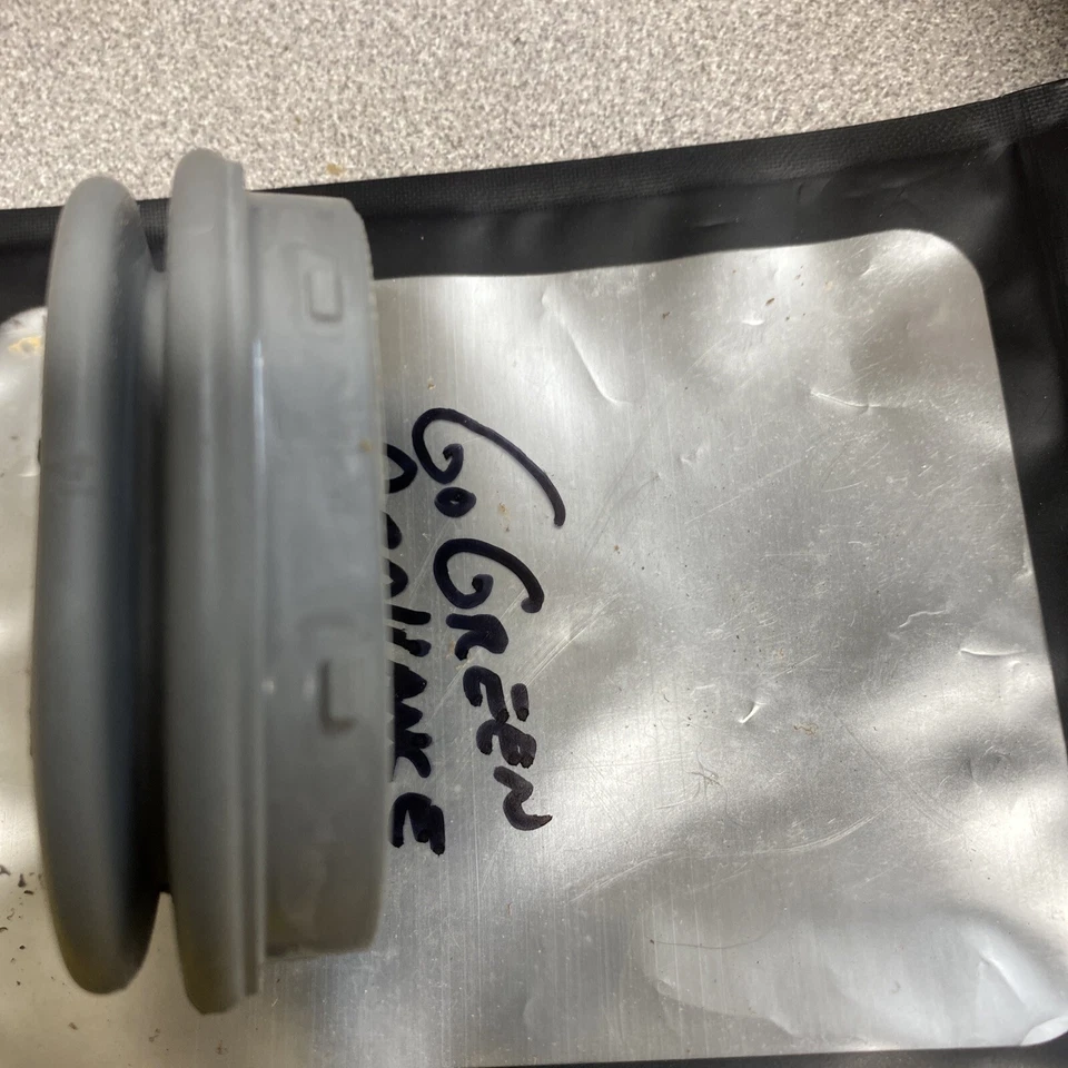 Frigidaire Dishwasher Middle Wash Arm Gasket fits 1544649  and 8087020 New OEM - Image 3 of 3