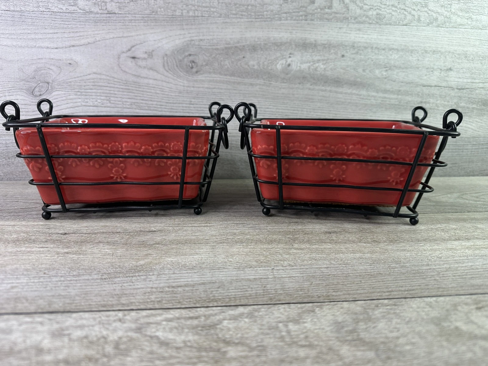 Temp-tations by Tara Red Ceramic Mini Loaf Pans w/ Metal Caddies Set of 2