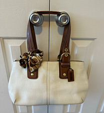 Coach White Leather Pebbled Shoulder Bag With...
