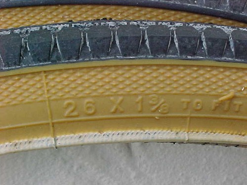 vintage nos schwinn spitfire bicycle tires size 26 1/3/8 nylon made in u.s.a - Picture 2 of 18