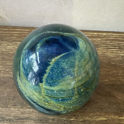 70er Jahre Glas Briefbeschwerer. Vintage Meer und Sand / Blau Sommerfarben Vintage