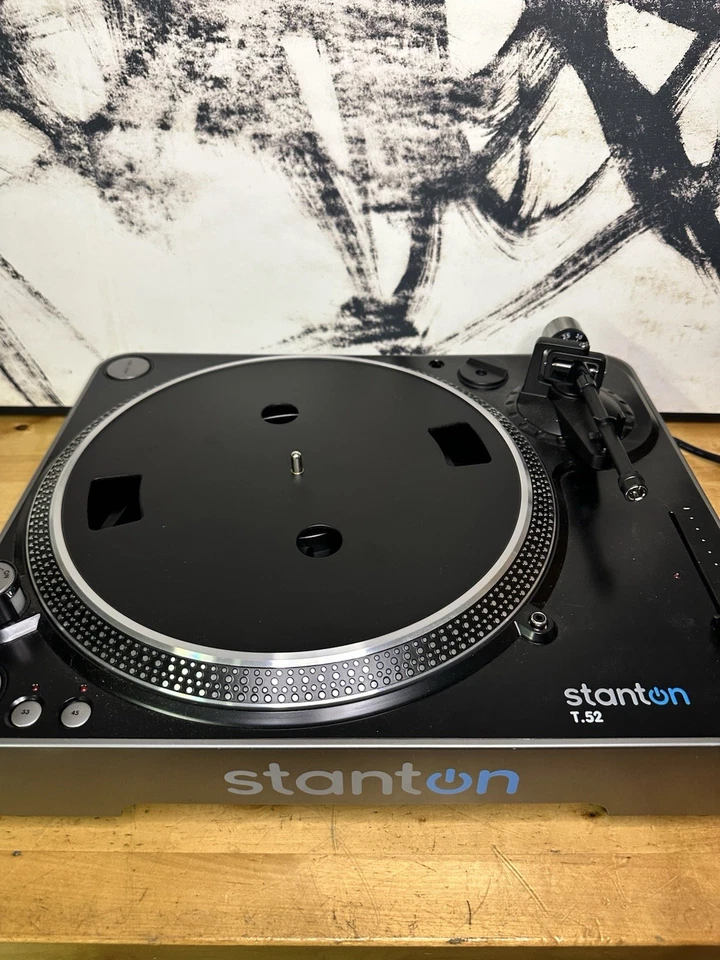Stanton T.52 Turntable - for Parts. Powers On Turns Missing Belt & Needle As-Is - Image 2 of 4