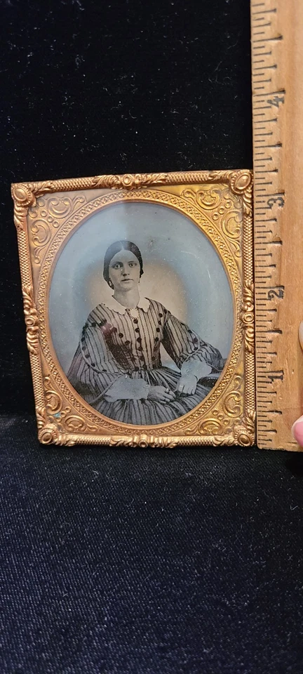 1860s Antique Ambrotype Photo Of Young Woman/Framed in Copper Matting - Image 3 of 4