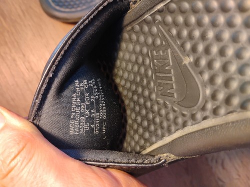 Sandalia para mujer Nike Benassi Just Do It talla 7 - Imagen 5 de 6