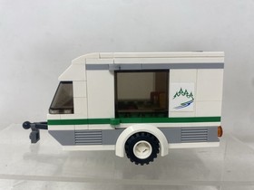 LEGO 60117 CITY: Van & Caravan Complete Retired 2016 Minifigs And Dog No Manual