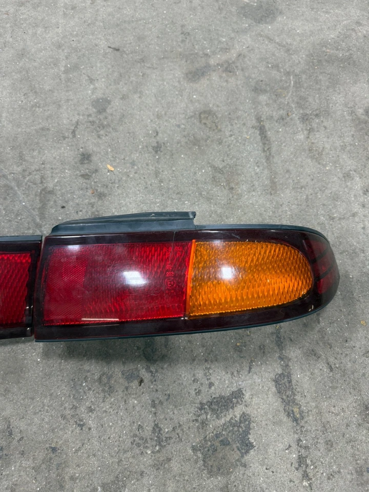 Luces traseras Nissan 240SX S14 1995-1996 OEM Zenki Foto 3 de 4