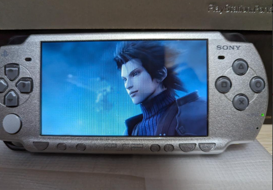 スクウェア・エニックス PlayStationPortable FF7 10T… $_57.JPG?set_id=8800005007