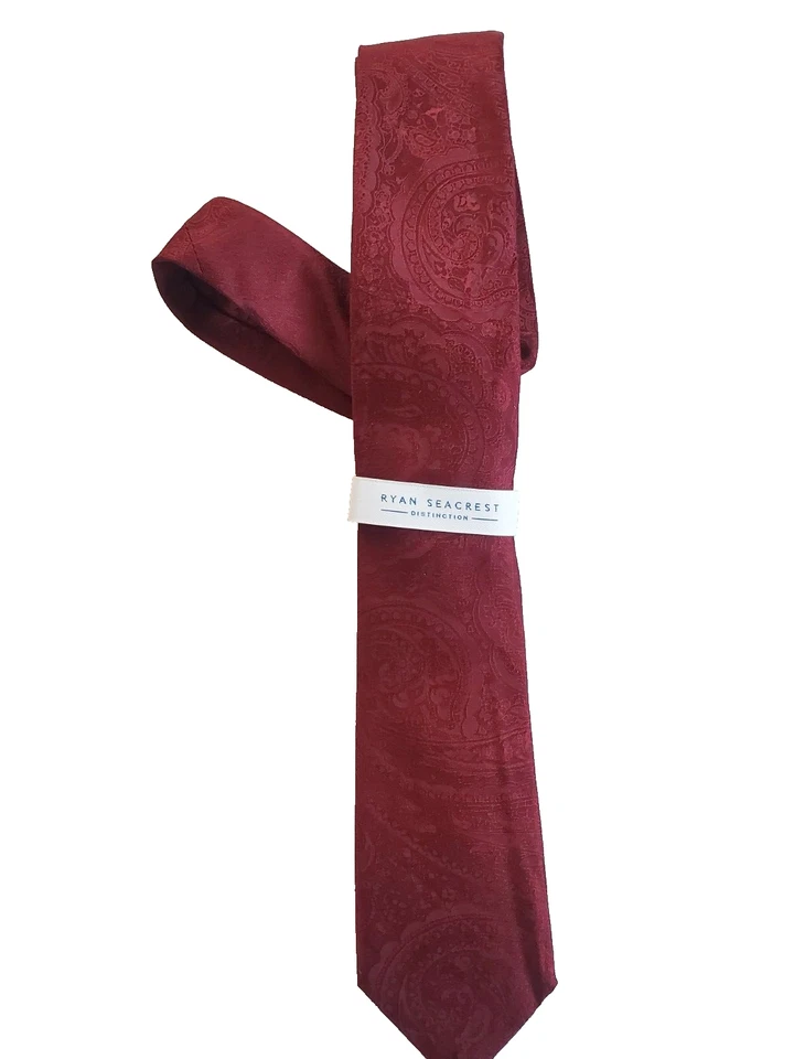 Corbata para hombre Ryan Seacrest 100 % seda borgoña cachemira en borgoña sólida 57" x 3' Foto 3 de 4
