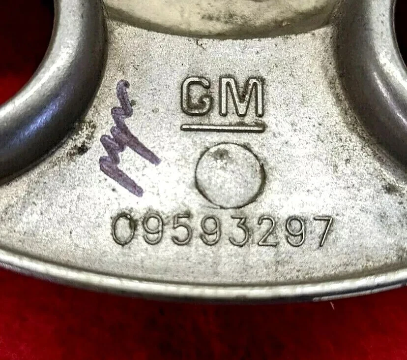 Tapa central de rueda de policía Chevy Impala 00-11 aleación de metal 09593297 OEM S71 Foto 4 de 4