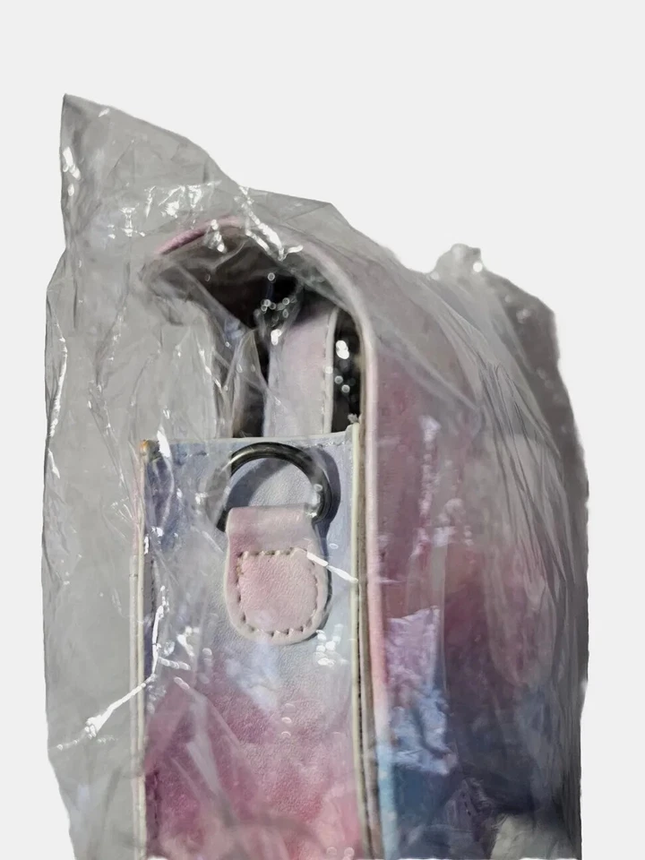 富士 Instax Mini 11 保护皮革包保护壳可调节表带粉色(全新) — 第 3/3 张图片