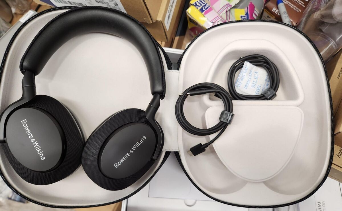 bowers wilkins px7 s2 Black Open Box bowers wilkins px7 s2 Black Open Box
