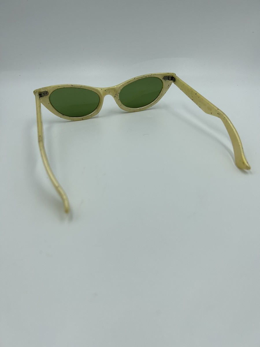 60年代 cool-ray polaroid cat eye サングラス s-l400.jpg