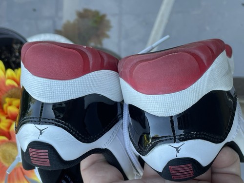 Nike Air Jordan 11 Retro Low “Concord-Bred” Kid Shoe Size 2Y - Picture 3 of 16